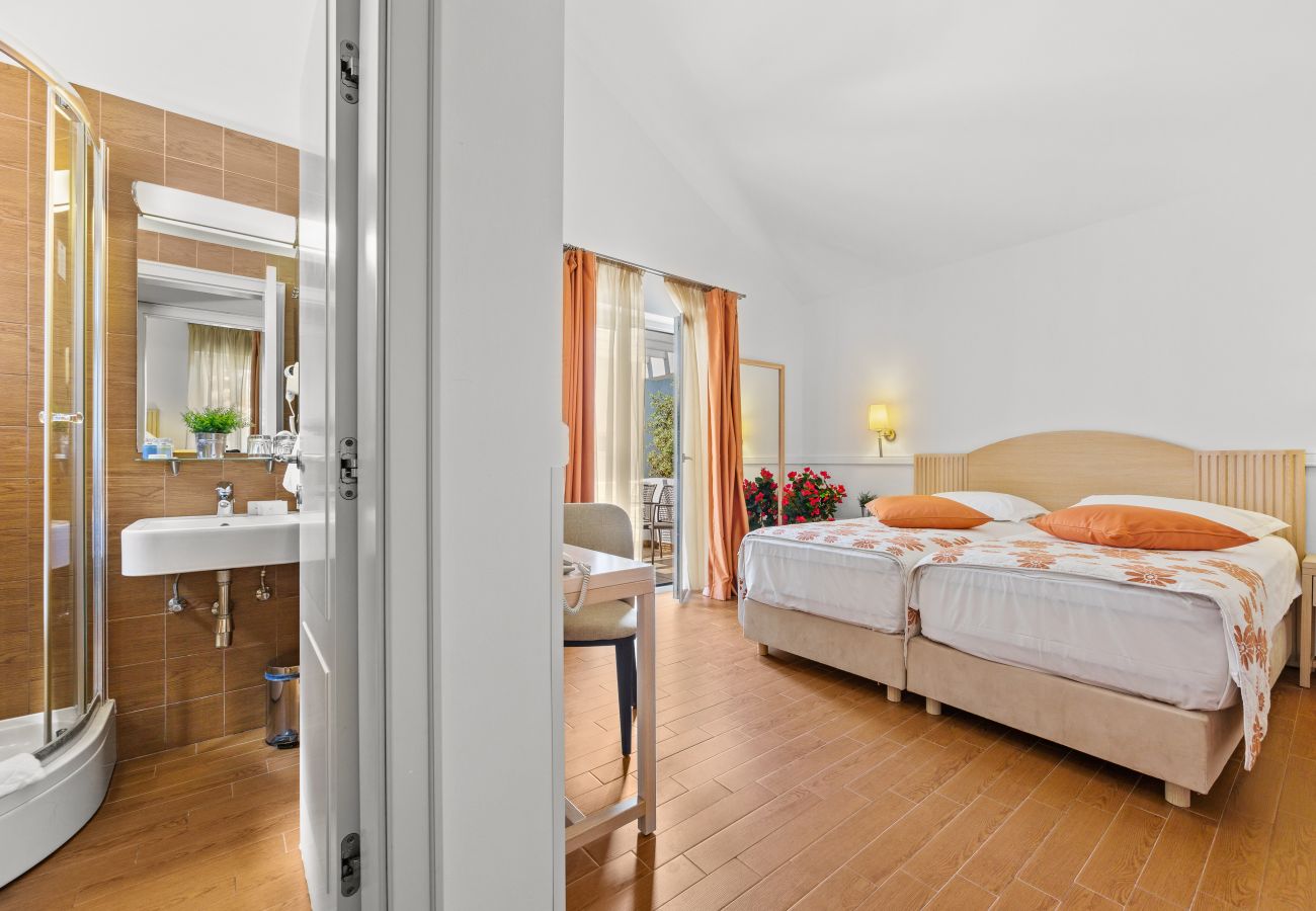 Apartment in Šibenik - Resort Apartment A1 (2+2) 2