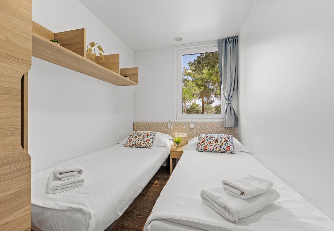 Mobile home in Šibenik - Resort Luxury Mobile Home (6+1) 2 