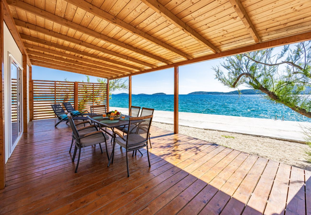 Mobile home in Šibenik - Resort Deluxe Mobile Home (6+1) Beachfront 2