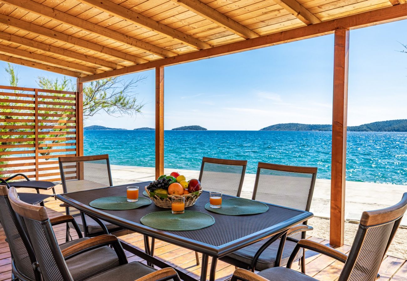 Mobile home in Šibenik - Resort Deluxe Mobile Home (6+1) Beachfront 2