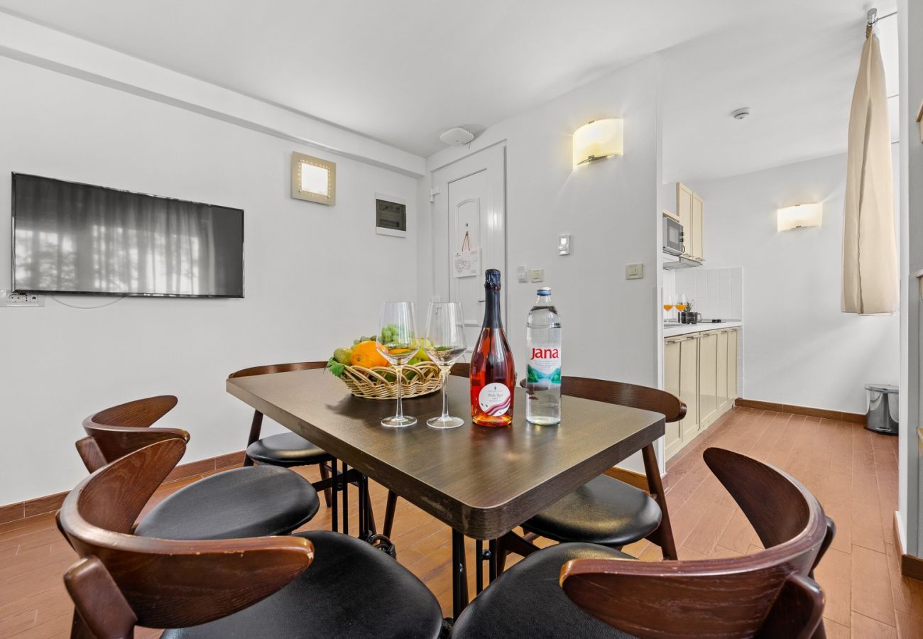 Apartment in Šibenik - Resort Apartment A3 (4+3) 2