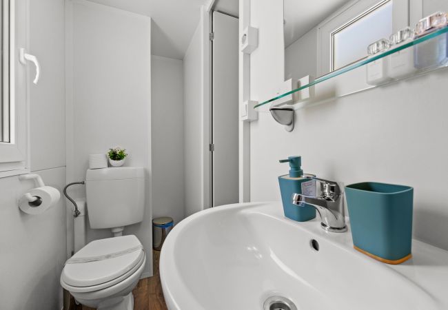 Mobile home in Šibenik - Resort Standard Mobile Home (4+2) 2 Mobile home in Šibenik - Resort Standard Mobile Home (4+2) 2
