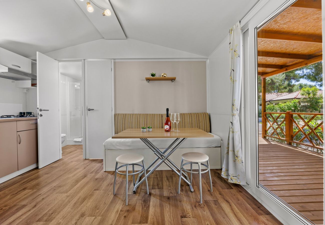 Mobile home in Šibenik - Resort Standard Mobile Home (4+2) 2