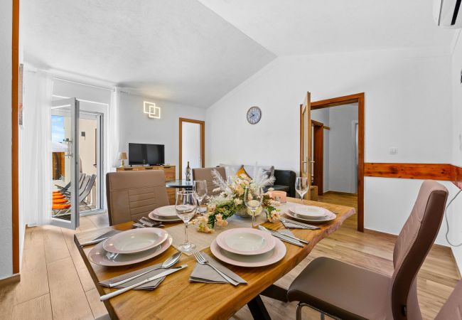 House in Pula - Holiday Home Mario with Private Pool House in Pula - Holiday Home Mario with Private Pool