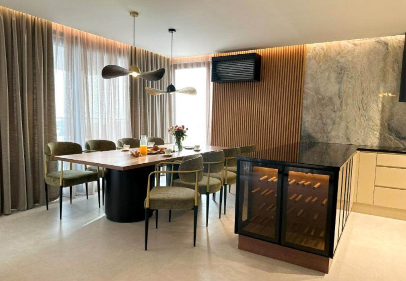 Apartment in Zadar - Beautiful apartment right by the sea with a view
