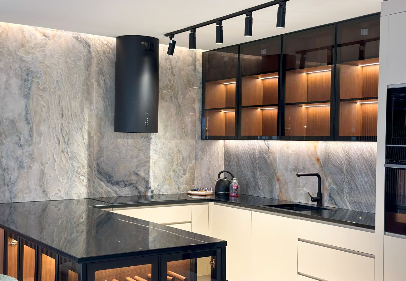 Apartment in Zadar - Beautiful apartment right by the sea with a view