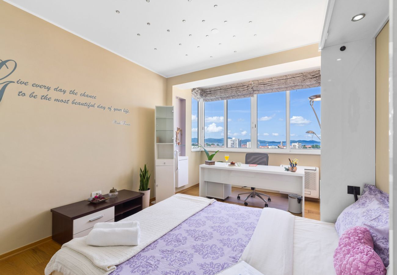 Apartment in Zadar - Apartment Natali - charming two bedroom city apartment