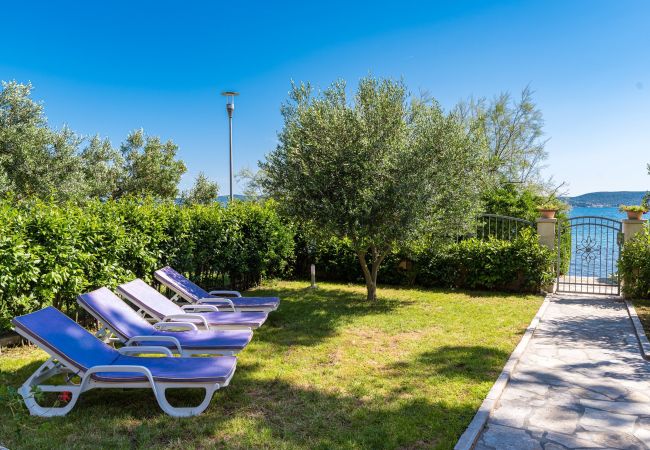 Apartment in Sukošan - Beach Apartment Villa Carmen Apartment in Sukošan - Beach Apartment Villa Carmen