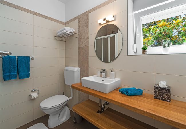 Apartment in Sukošan - Beach Apartment Villa Carmen Apartment in Sukošan - Beach Apartment Villa Carmen