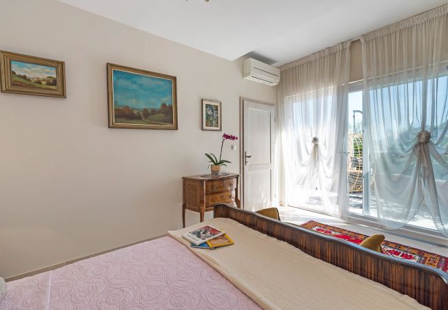 Apartment in Sukošan - Beach Apartment Villa Carmen Apartment in Sukošan - Beach Apartment Villa Carmen