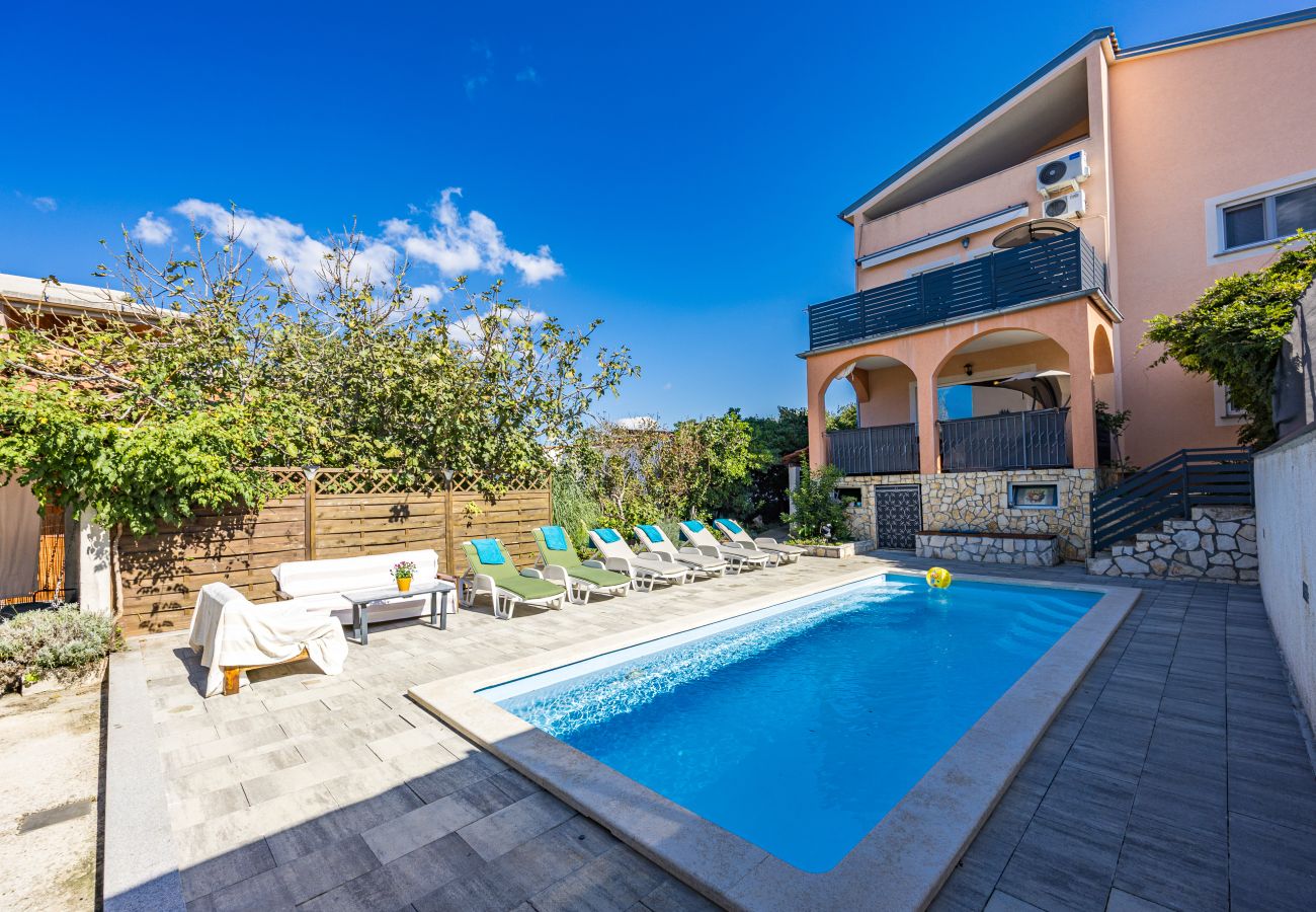 Apartment in Valbandon - ES 3 - Apartment with Balcony and Shared Pool