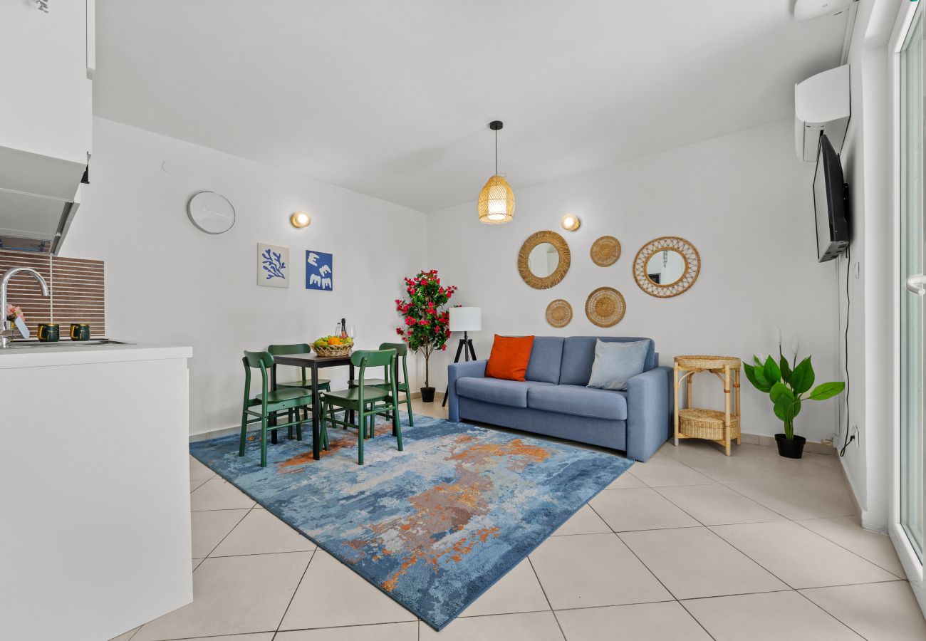 Apartment in Šibenik - Sweet Sea View Apartment A1