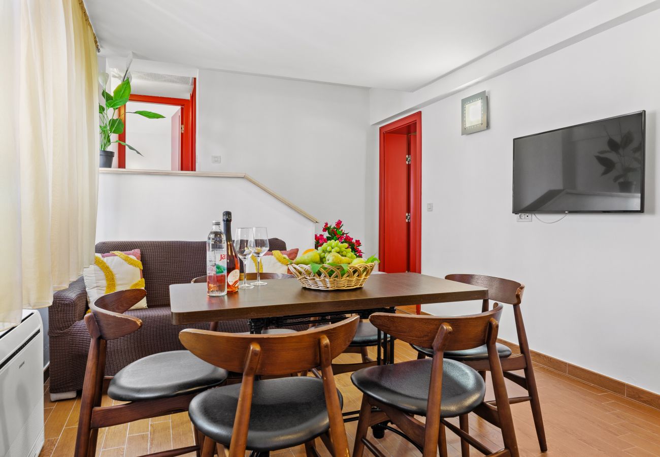 Apartment in Šibenik - Family Resort Apartment A3