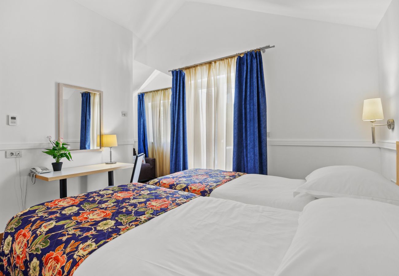 Apartment in Šibenik - Family Resort Apartment A3