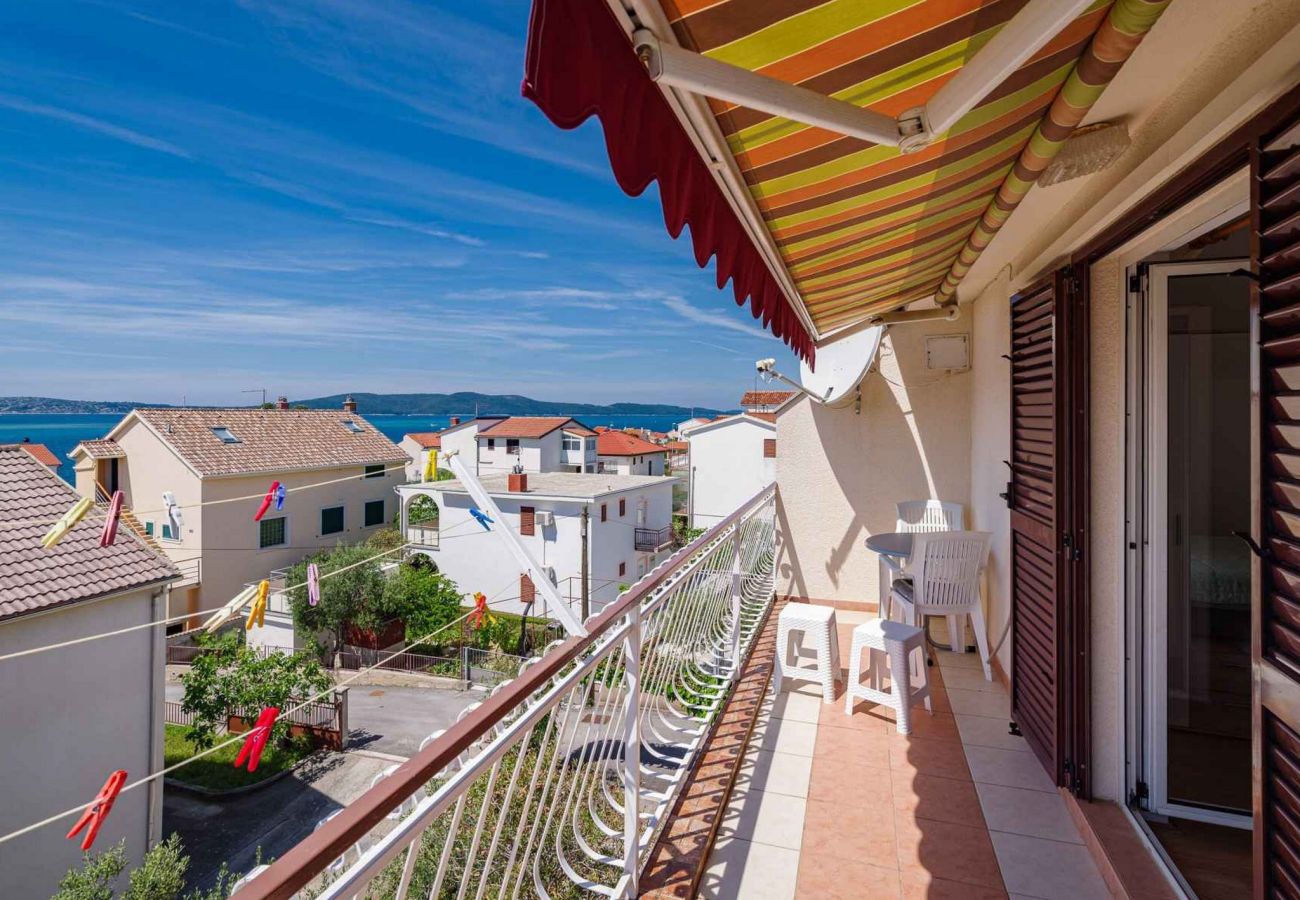 Apartment in Šibenik-Brodarica - Sea view Brodarica Apartment A2