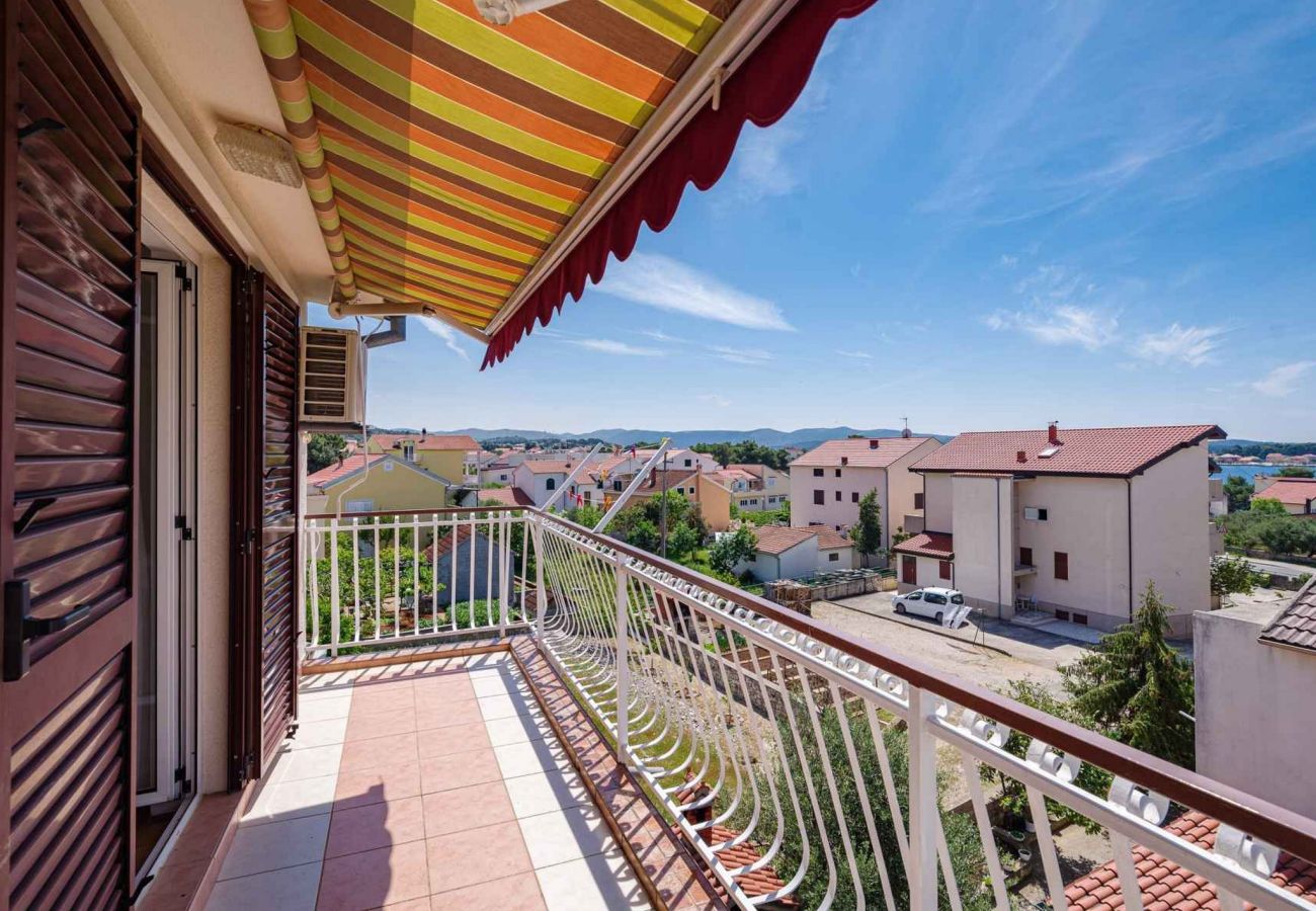 Apartment in Šibenik-Brodarica - Sea view Brodarica Apartment A2