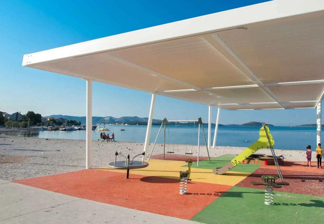 Apartment in Šibenik-Brodarica - Sea view Brodarica Apartment A2