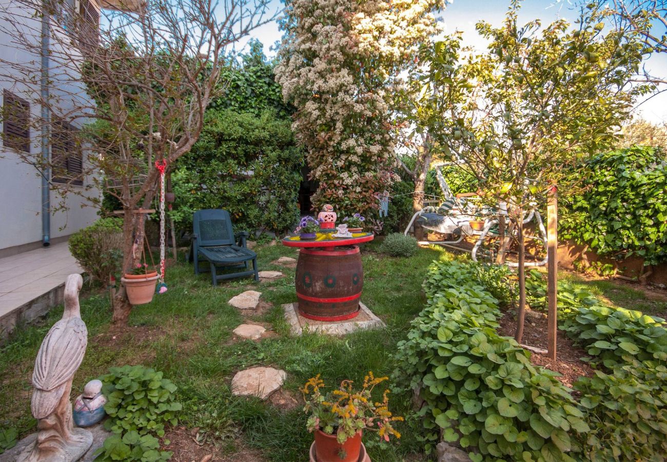 Apartment in Šibenik-Brodarica - Charming Brodarica Apartment A3