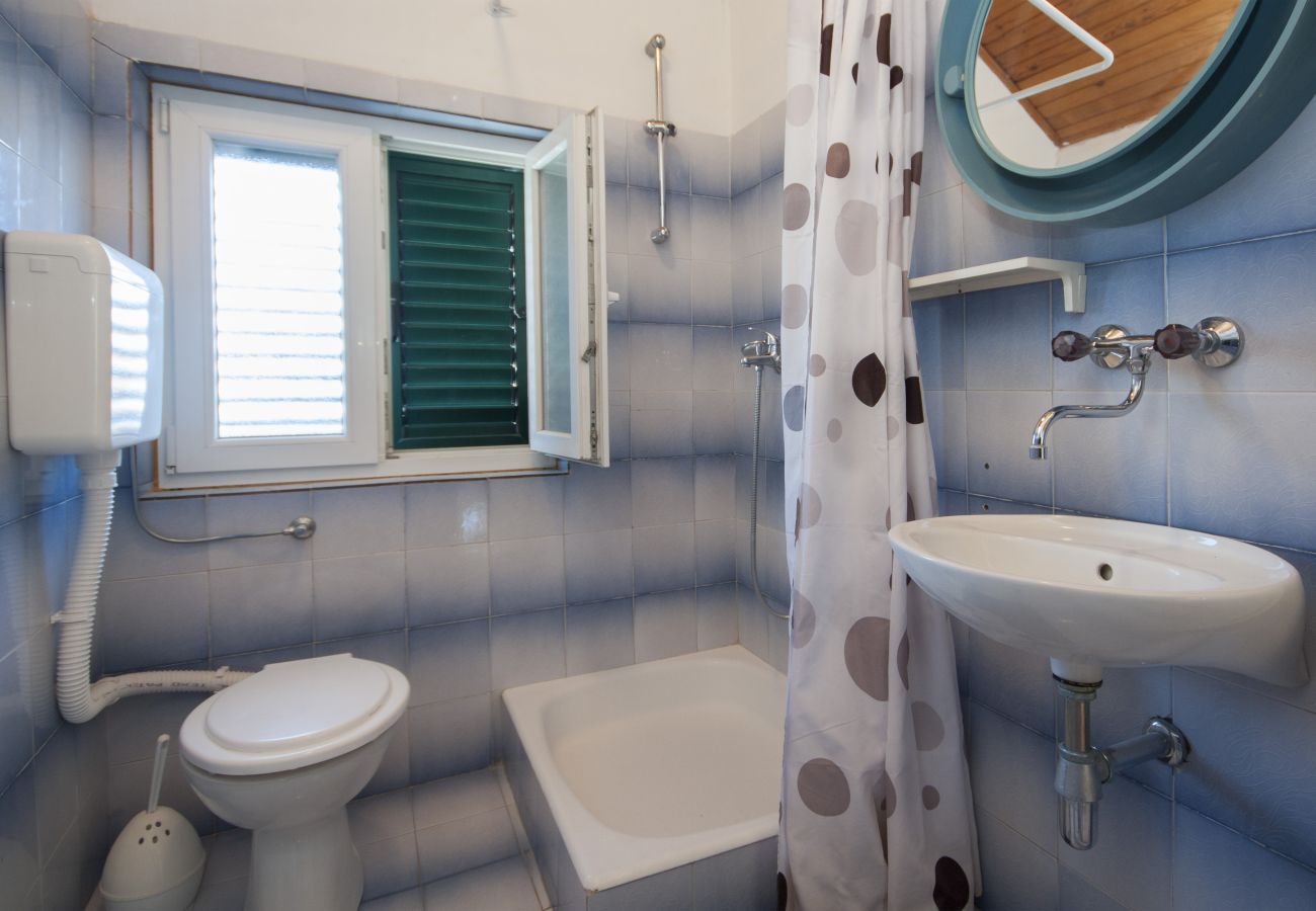 Apartment in Šibenik-Brodarica - Four bedroom apartment Karla