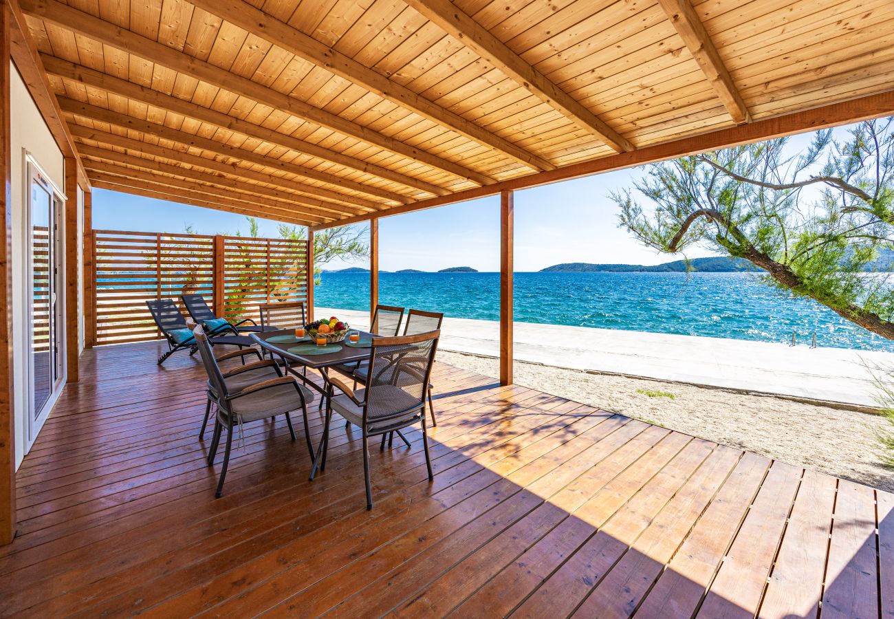 House in Šibenik - Deluxe Mobile House Beachfront 
