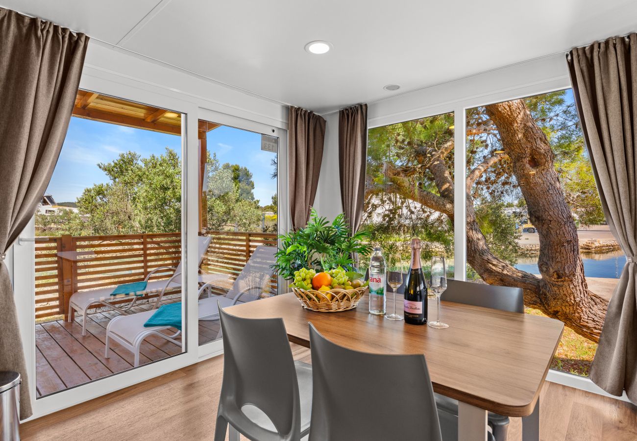 House in Šibenik - Luxury Resort Mobile Home (4+1)