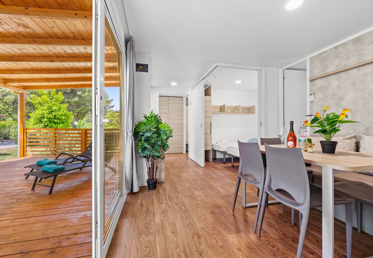 House in Šibenik - Luxury Resort Mobile Home (6+1)