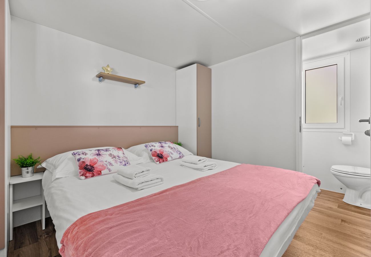 Apartment in Šibenik - Cozy Standard Mobile Home