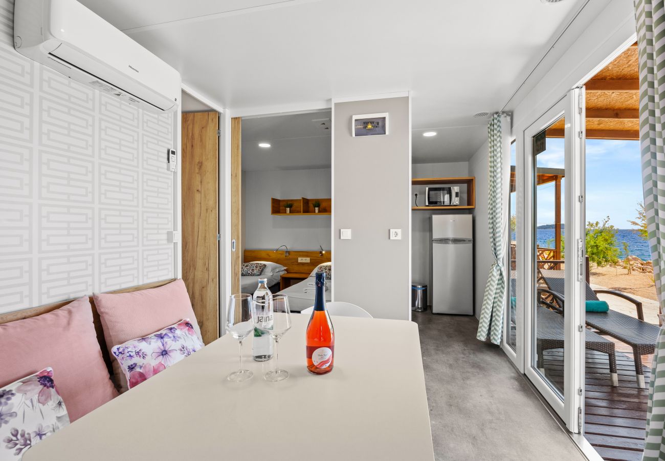 Terraced House in Šibenik - Premium Resort Mobile Home Beachfront
