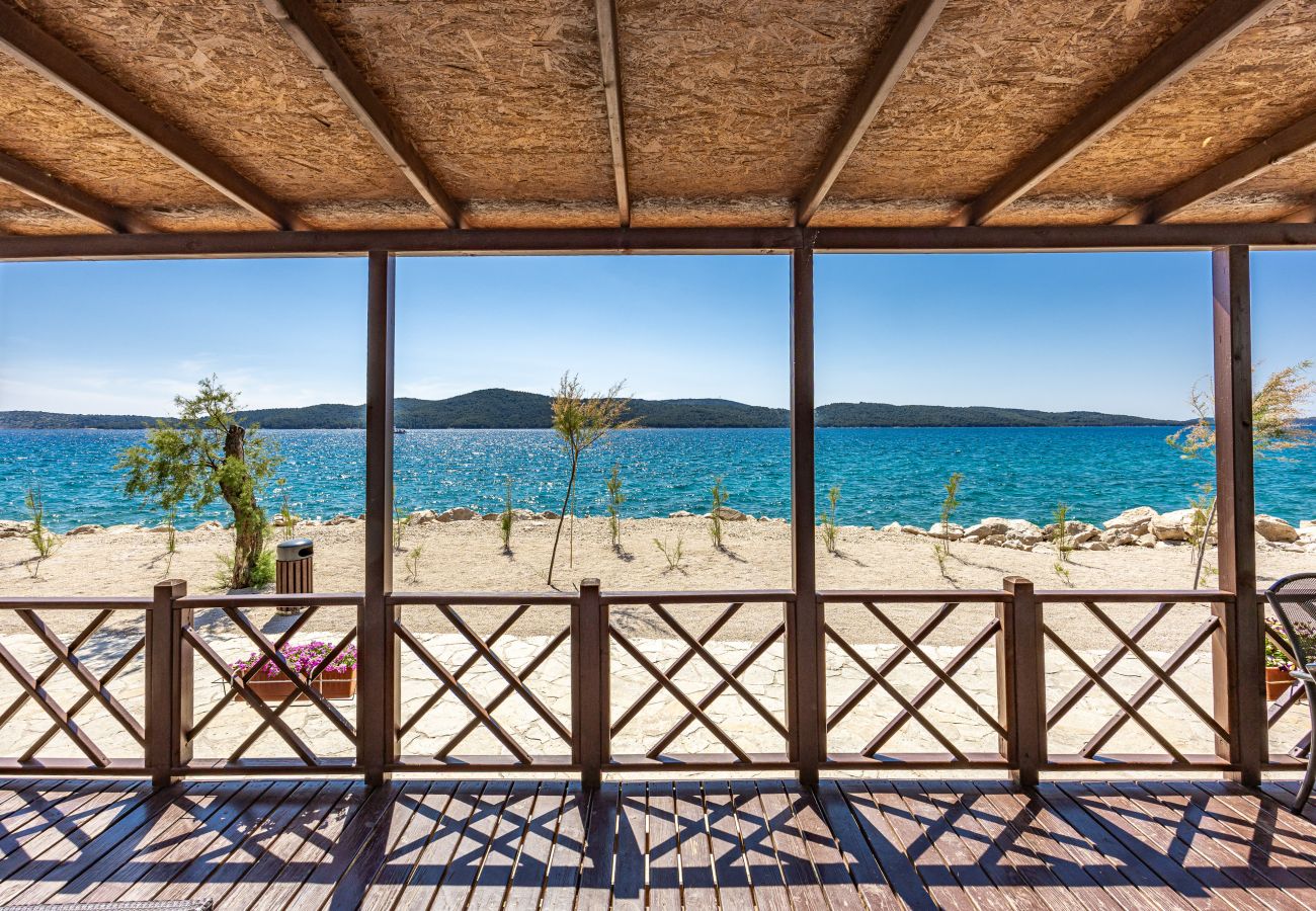 Terraced House in Šibenik - Premium Resort Mobile Home Beachfront