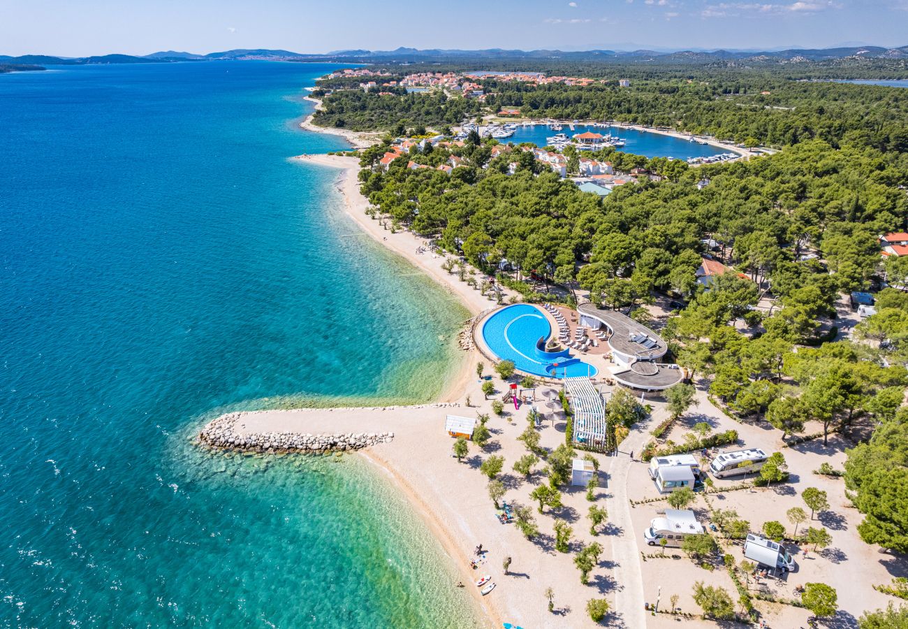 Terraced House in Šibenik - Premium Resort Mobile Home Beachfront