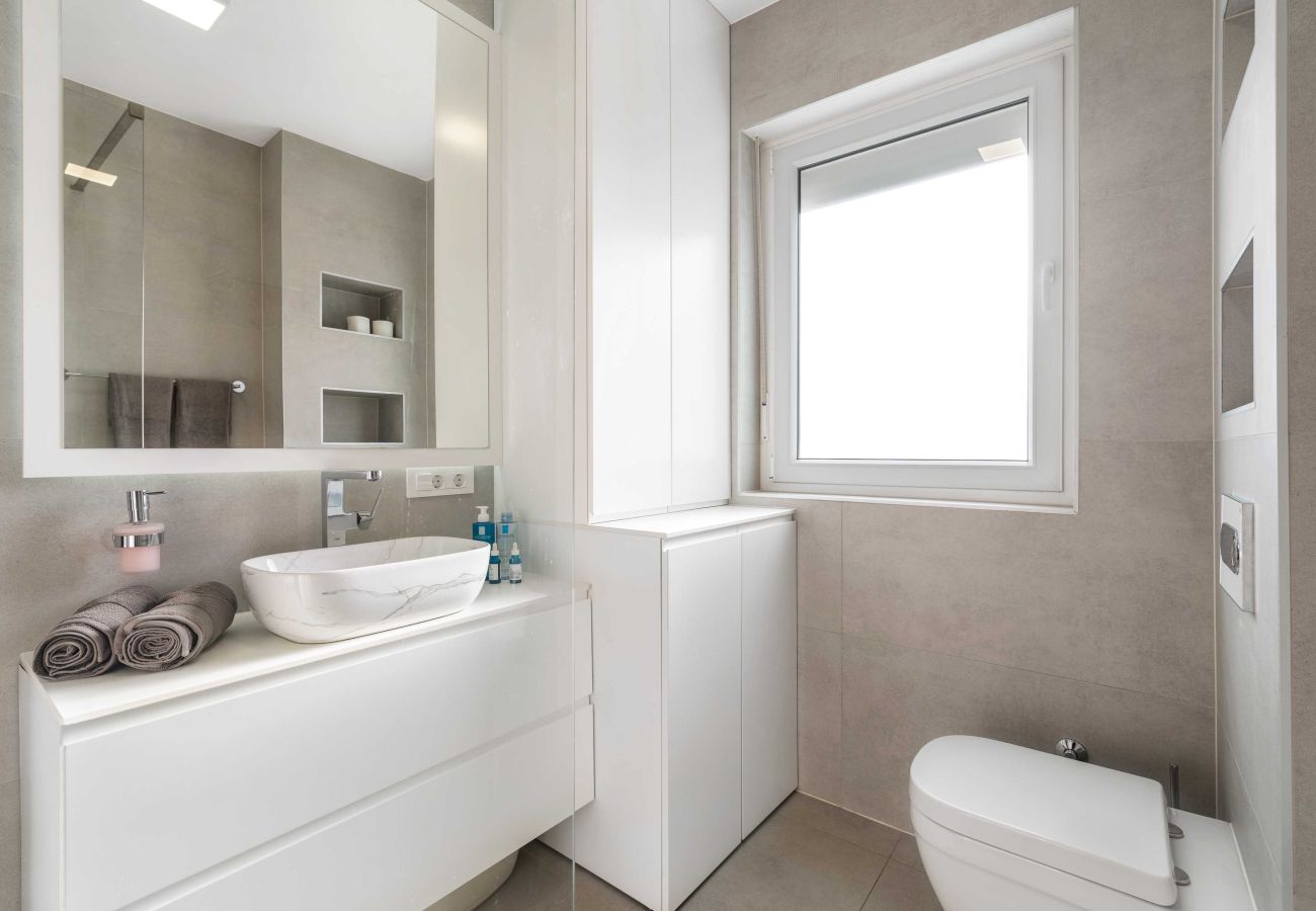 Apartment in Šibenik-Brodarica - Luxury Three Bedroom Apartment Velic C