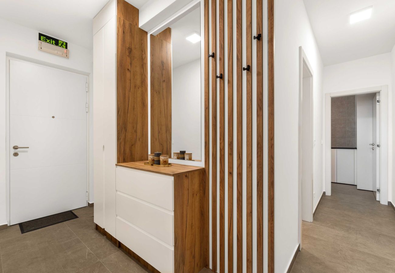 Apartment in Šibenik-Brodarica - Cozy Two Bedroom Apartment Velic A