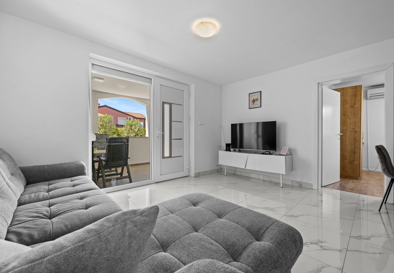 Apartment in Kukci - Apartment Susanne 1 with Shared Pool near Porec