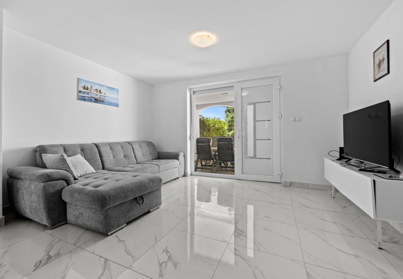 Apartment in Kukci - Apartment Susanne 1 with Shared Pool near Porec