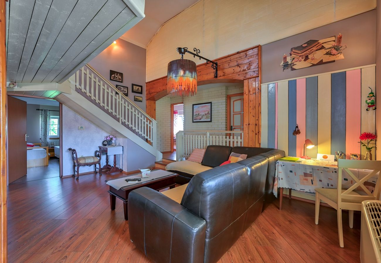 Apartment in Pula - Cute Apartment Oscar in Pula