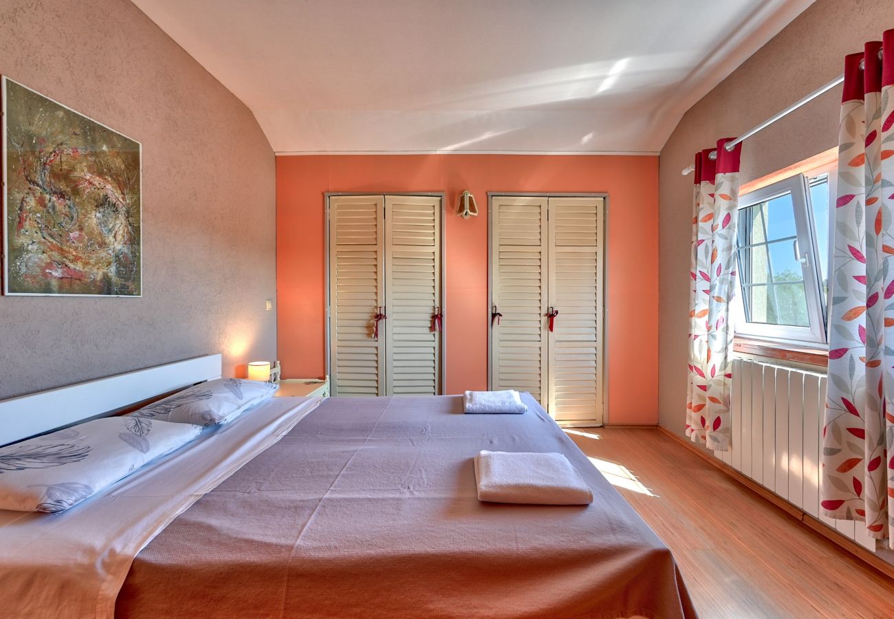 Apartment in Pula - Cute Apartment Oscar in Pula