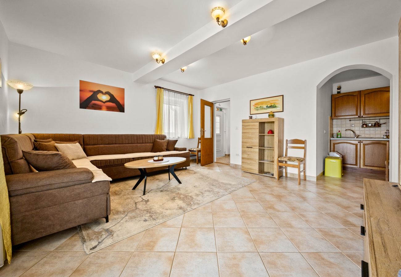 Apartment in Štinjan - Family Apartment Stinjan with Sea View