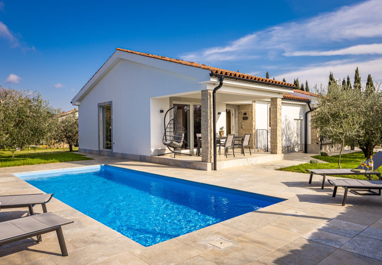 Apartment in Pomer - Oliva Serenity Pool Apartment