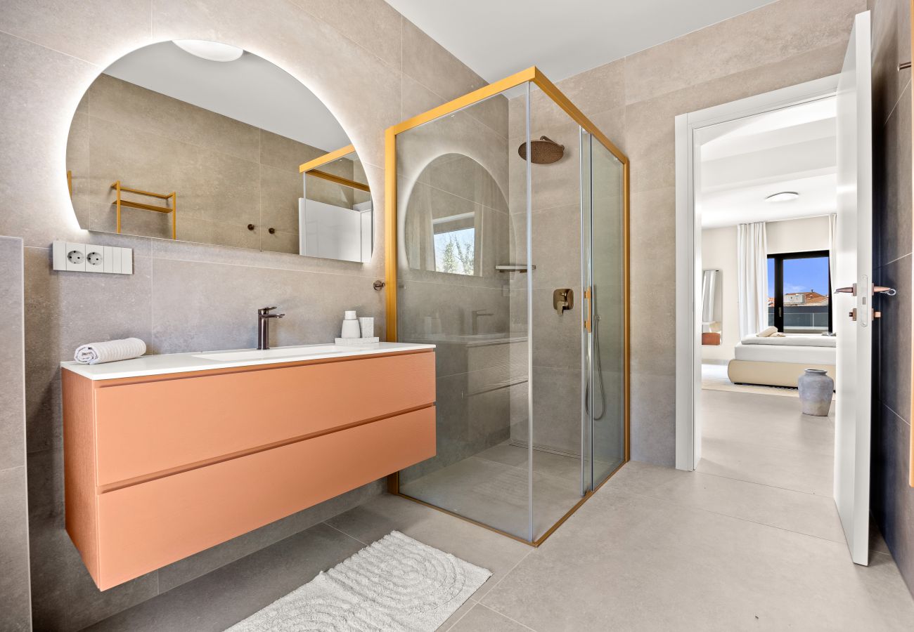 Villa in Funtana - Designer Beach Villa Limes - Pool, Spa & Games