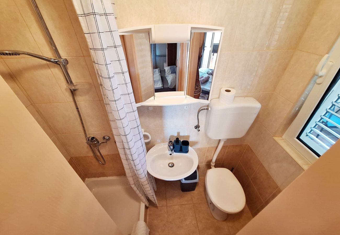 Apartment in Supetarska Draga - Apartment Nikolina 2 with Sea View