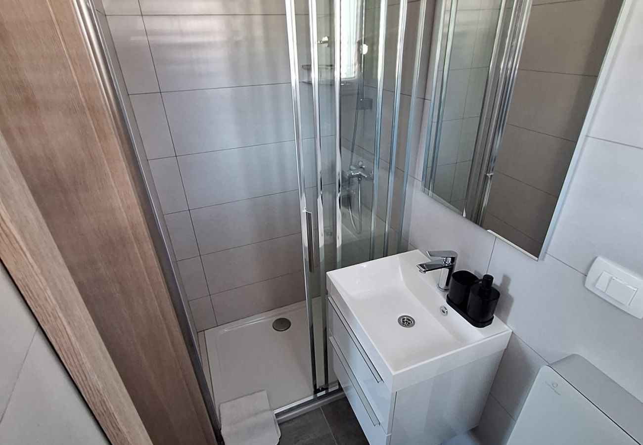 Apartment in Supetarska Draga - Apartment Nikolina 2 with Sea View