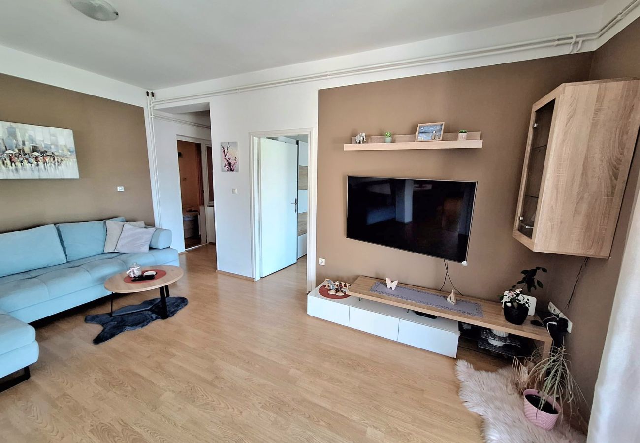 Apartment in Supetarska Draga - Apartment Nikolina 6 with Sea View