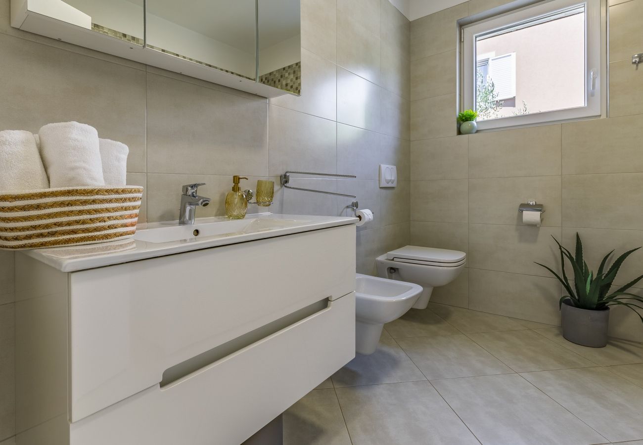 Villa in Pula - Lotus Elite Villa with Pool & Jacuzzi 6