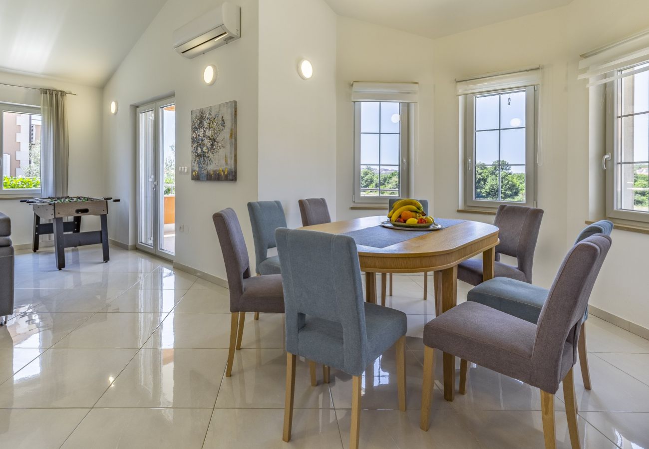 Villa in Pula - Lotus Elite Villa with Pool & Jacuzzi 2