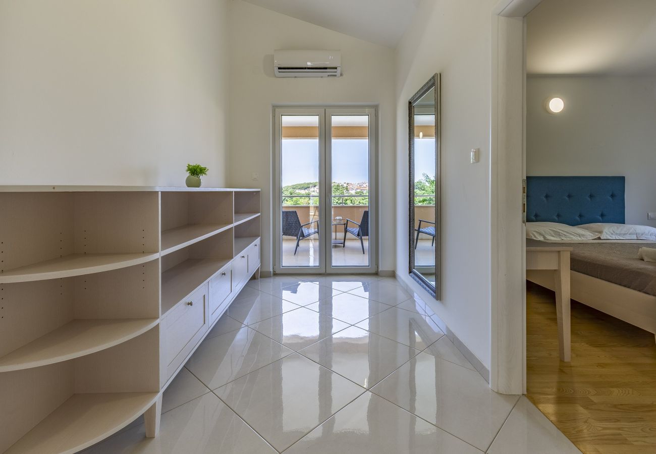 Villa in Pula - Lotus Elite Villa with Pool & Jacuzzi 1