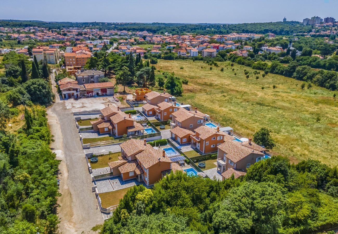 Villa in Pula - Lotus Elite Villa with Pool & Jacuzzi 1