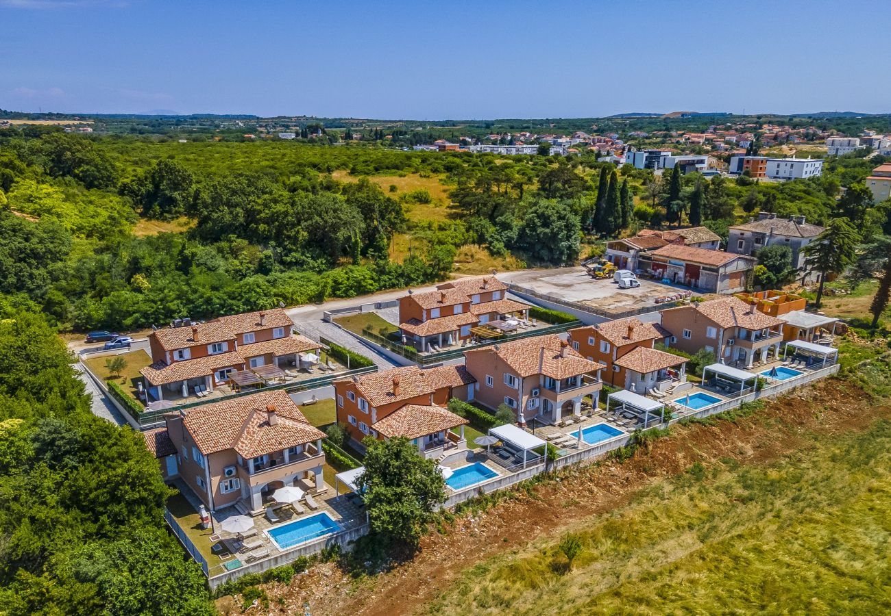 Villa in Pula - Lotus Elite Villa with Pool & Jacuzzi 5