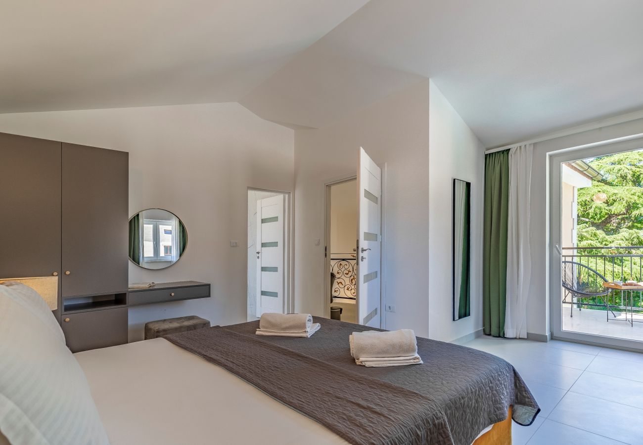 Villa in Pula - Lotus Deluxe Villa with Pool & Jacuzzi 13