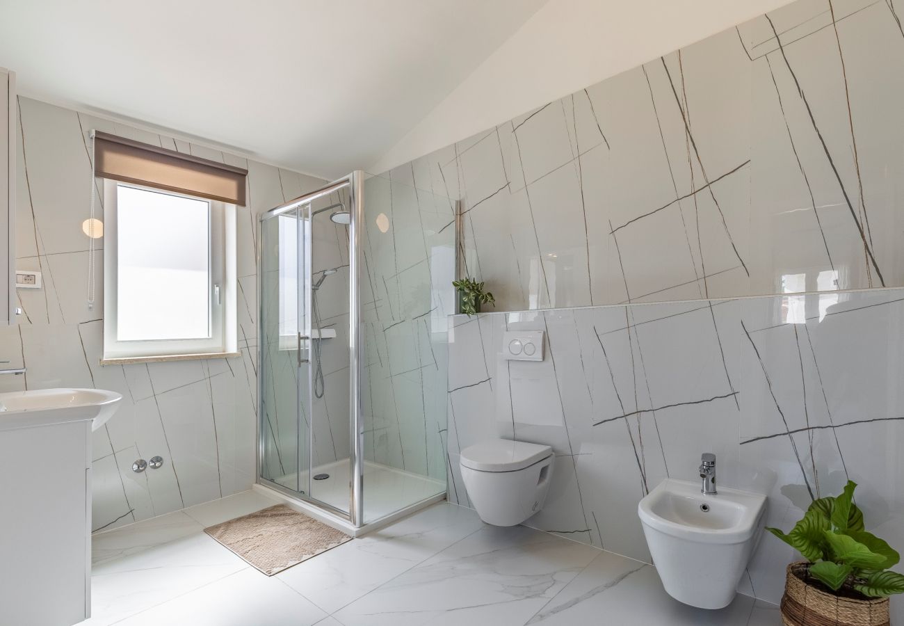 Villa in Pula - Lotus Deluxe Villa with Pool & Jacuzzi 13
