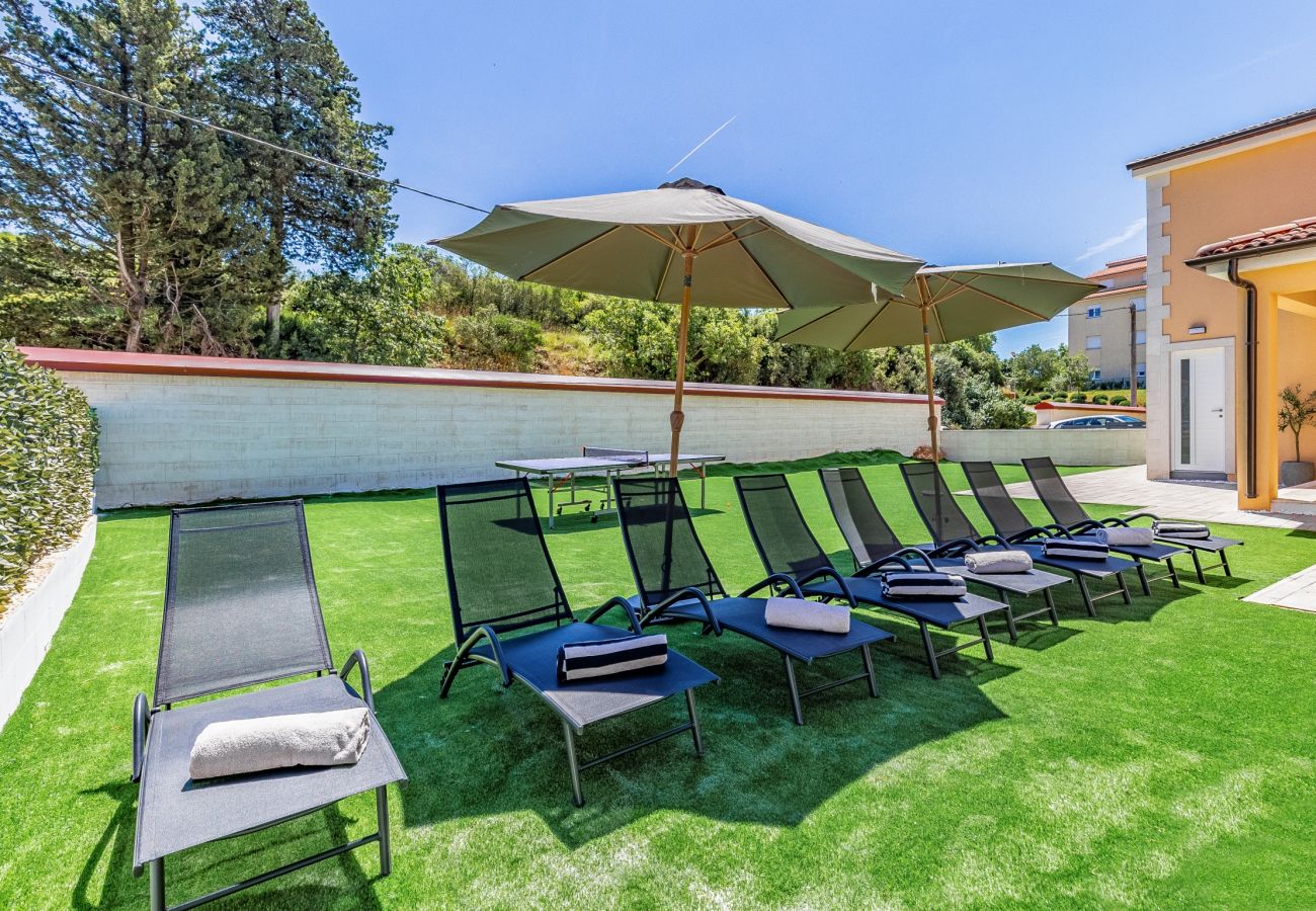 Villa in Pula - Lotus Deluxe Villa with Pool & Jacuzzi 13